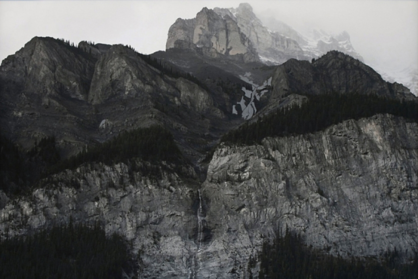 http://www.soccer.mirunadragan.com/files/gimgs/th-12_TheMountainsAreMirrors7.jpg